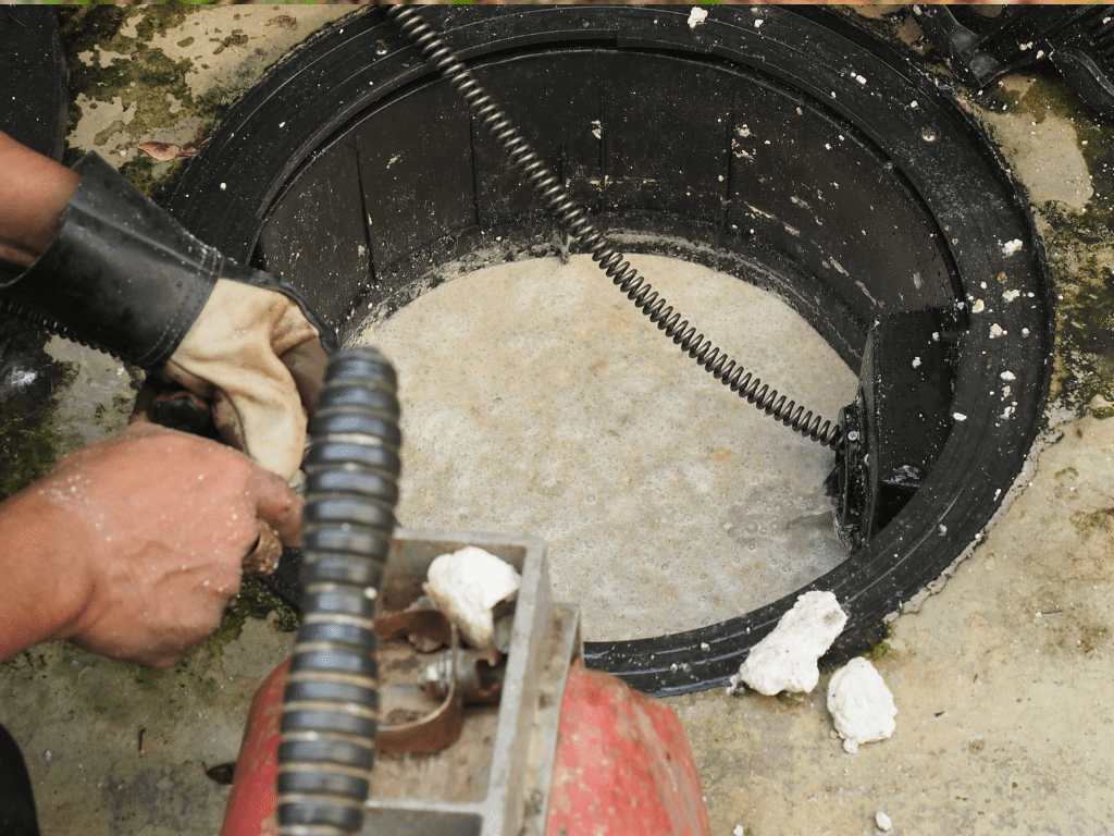 Ultimativer Leitfaden zur Reinigung von Fettabscheidern: DIY-Lösungen & AquaQuick 2000-Integration